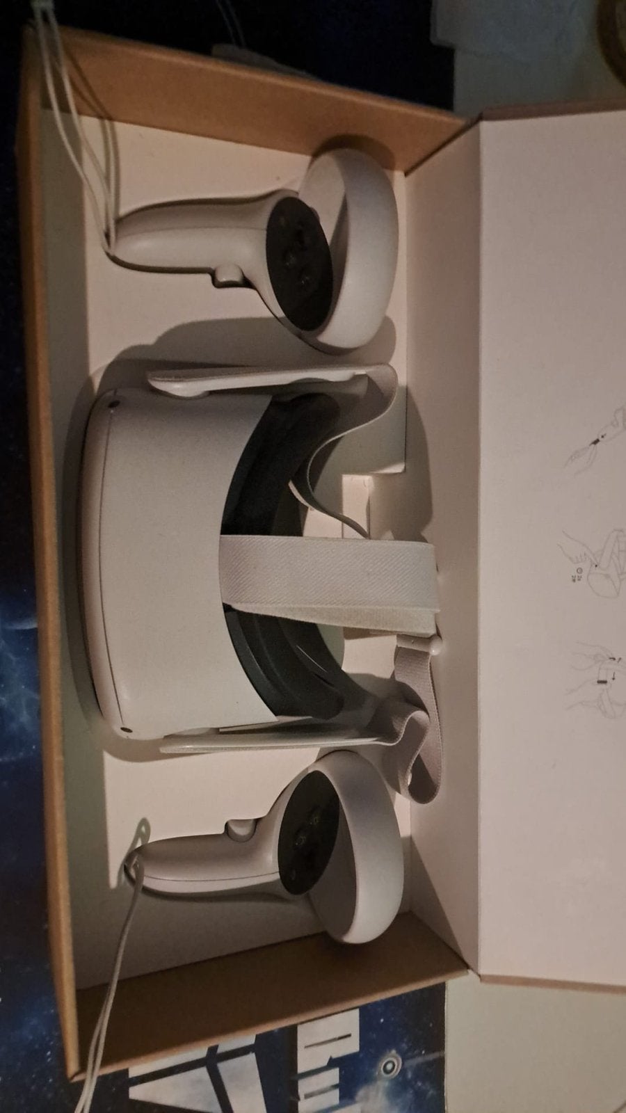 Meta Quest 2 VR-headset met controllers, Ophalen of Verzenden, Zo goed als nieuw, VR-bril, Overige platformen