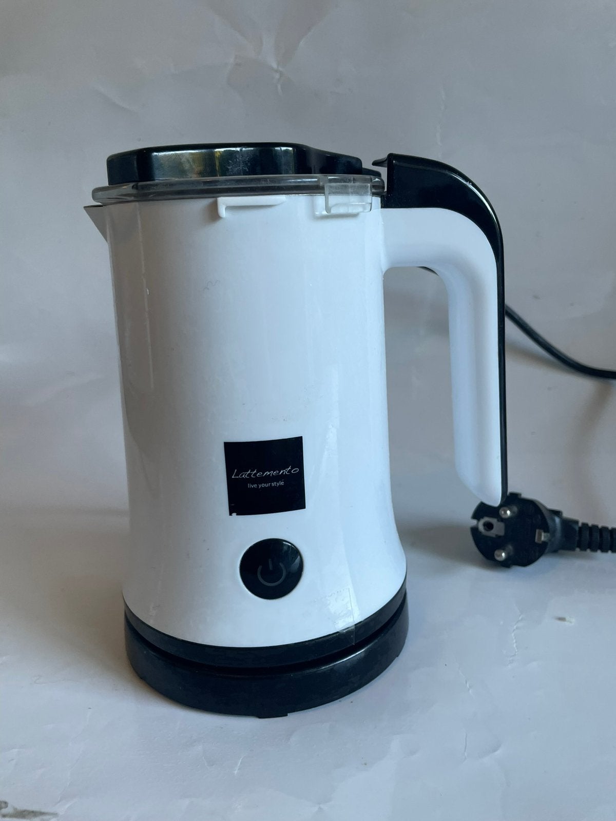 Lattemento melkschuimer, Witgoed en Apparatuur, Melkopschuimers, Ophalen of Verzenden, Gebruikt, Elektrische melkopschuimer