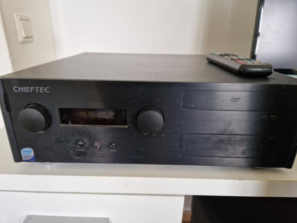 Mooie HTPC / Multimedia PC (Chieftec, Blu-ray, Be Quiet), Ophalen, Gebruikt, Custom Build, SSD