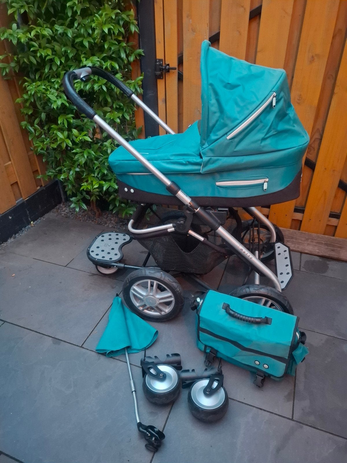 Mutsy kinderwagen met diverse toebehoren, Ophalen, Gebruikt, Mutsy, Verstelbare duwstang