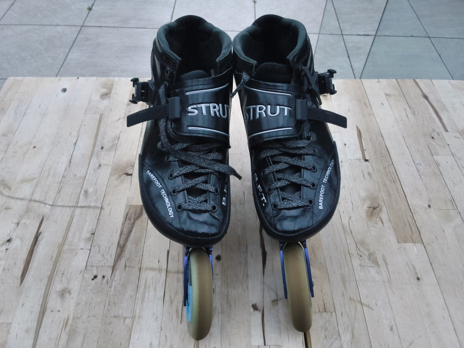 Luigino Strut skeelers - Maat 43 Zwart incl. valbescherming, Sport en Fitness, Overige merken, Ophalen of Verzenden, Zo goed als nieuw