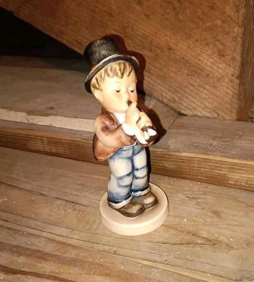 Vintage Hummel beeldje, jongen met fluit, Verzamelen, Beelden en Beeldjes, Ophalen of Verzenden, Gebruikt, Hummel