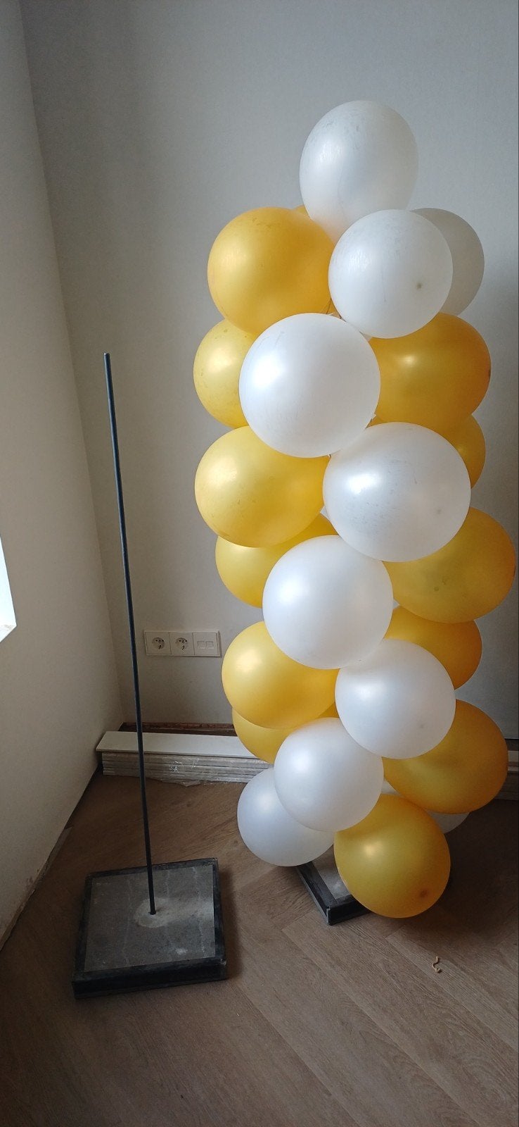 2 zware ballonnen standaarden voor bruiloft of feest, Ophalen