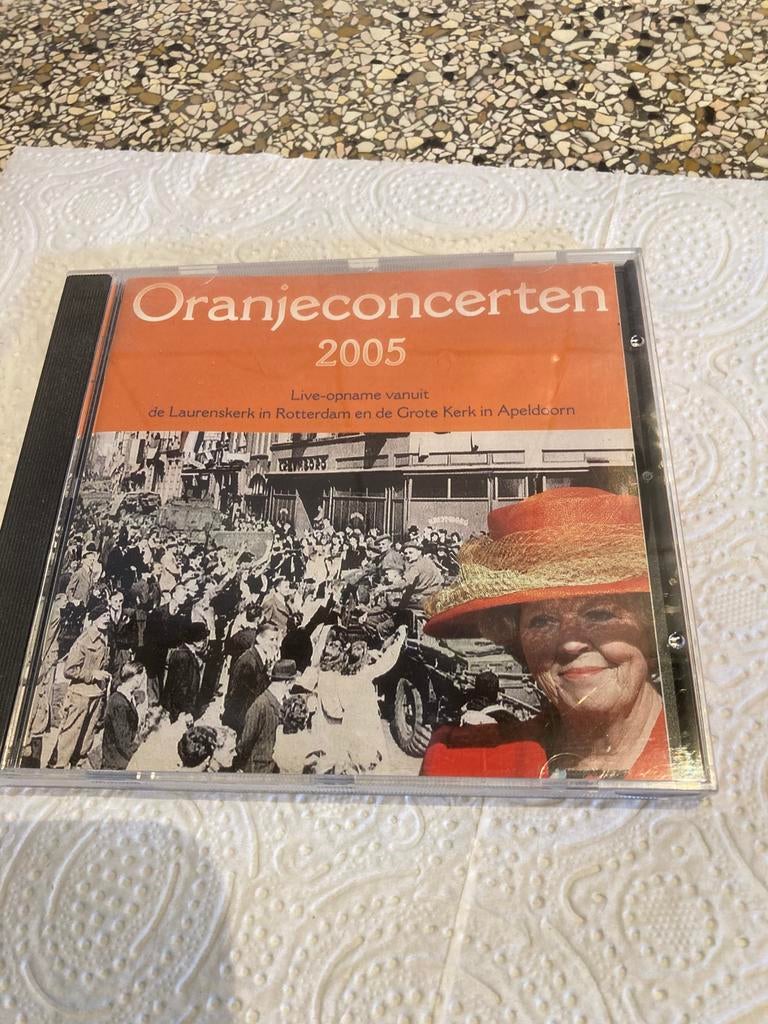 Oranje concerten, Ophalen of Verzenden, Zo goed als nieuw