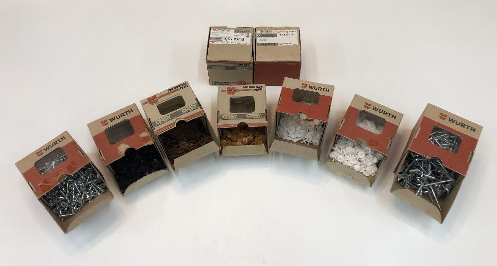 Wurth spaanplaatschroeven met diverse kleuren afdekkapjes, Ophalen of Verzenden, Nieuw, Schroeven