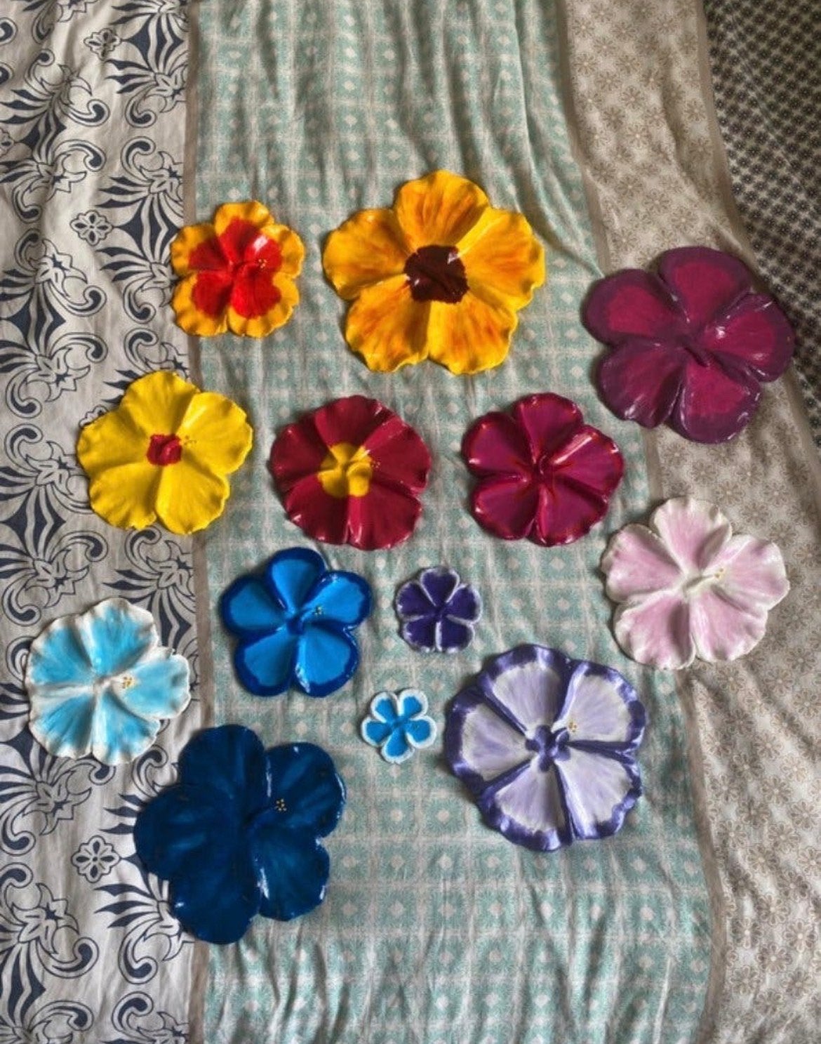 kleibloemen in diverse maten en kleuren alles samen €10!, Ophalen, Handgemaakt, Nieuw, Meerkleurig