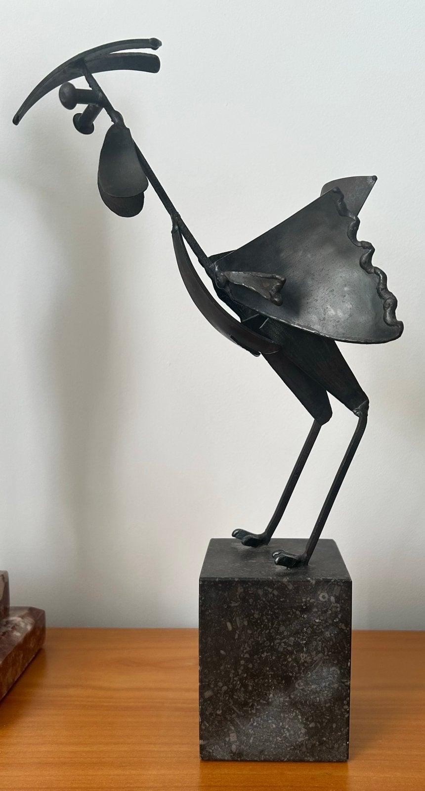 Vintage brutalist metalen sculptuur haan jaren 70, Brutalistisch, Ophalen of Verzenden, 20 - 50 cm, Op sokkel
