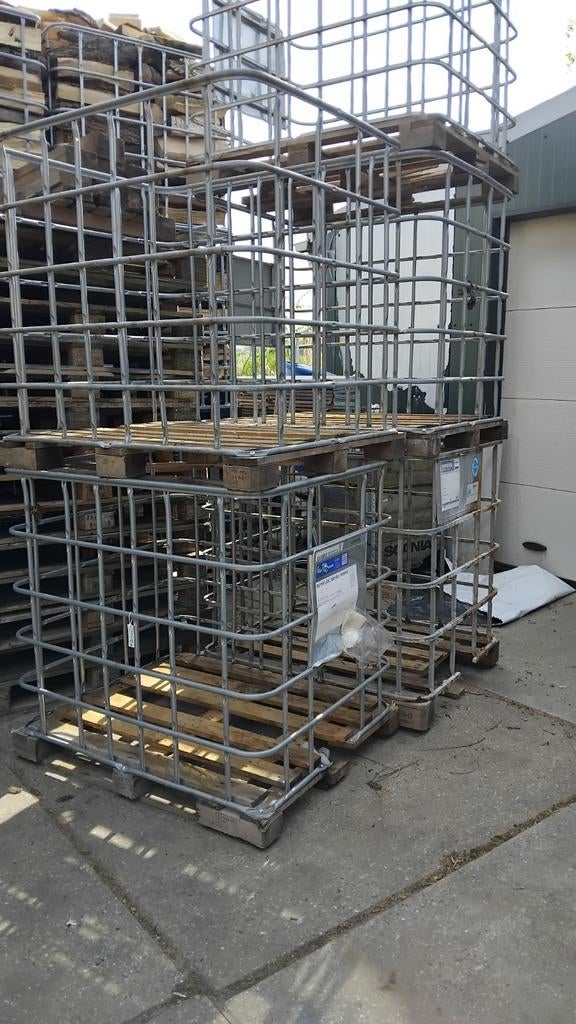 Houten ibc kratten, Ophalen, Krat