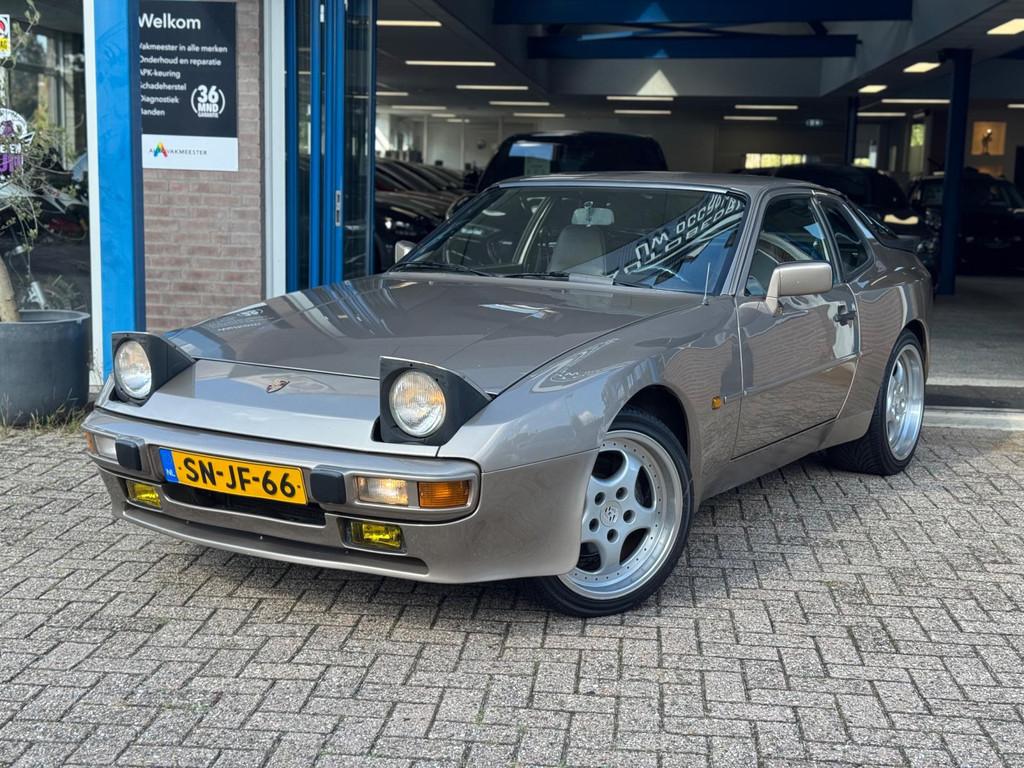 Porsche 944 2.7 Coupé 1983 Zeer nette exemplaar!, Auto's, Gebruikt, 4 cilinders, Beige, 2681 cc