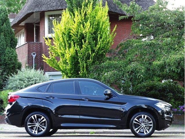 BMW X6 - 30d M-Sport · Nieuw leder · Trekhaak · Schuifdak, Automaat, Euro 6, 2993 cc, Zwart