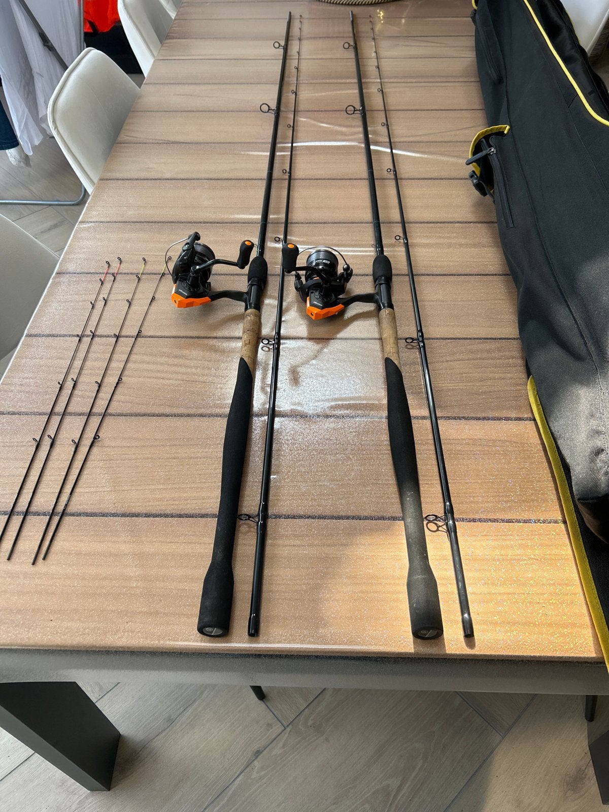 Preston Carbonactive Supera 11ft Feederhengels met Molens, Ophalen of Verzenden, Zo goed als nieuw, Molen