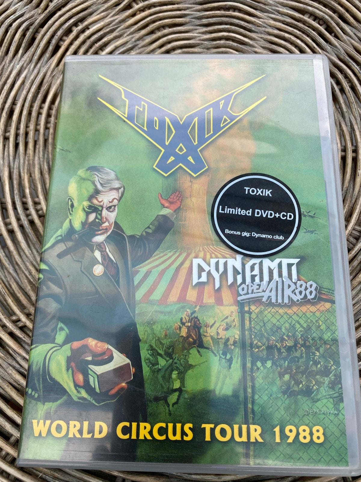 Toxik - Dynamo Open Air '88 (Limited DVD+CD), Cd's en Dvd's, Engels, Ophalen of Verzenden, Zo goed als nieuw, Vanaf 12 jaar