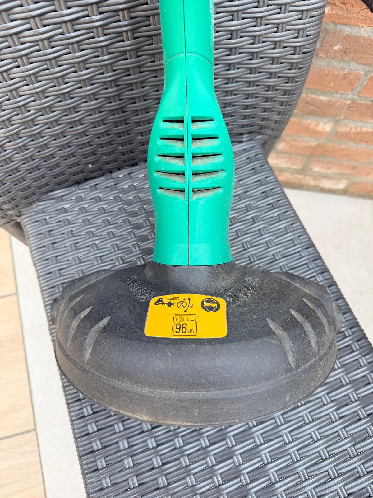 Black & Decker grastrimmer - Elektrisch, Ophalen, Gebruikt, 30 tot 50 cm, Elektrisch