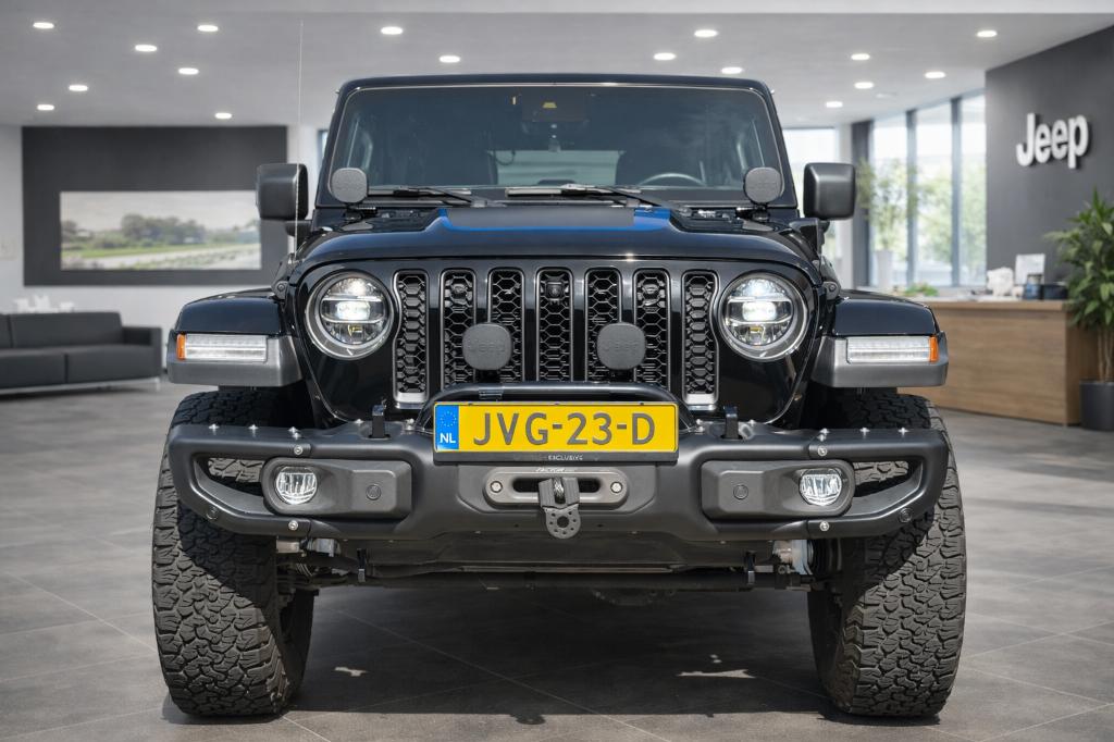 JEEP WRANGLER 4XE 380 UNLIMITED RUBICON FALCON FULL OPTIONS!, Auto's, Jeep, Automaat, 1995 cc, 4 cilinders, Zwart