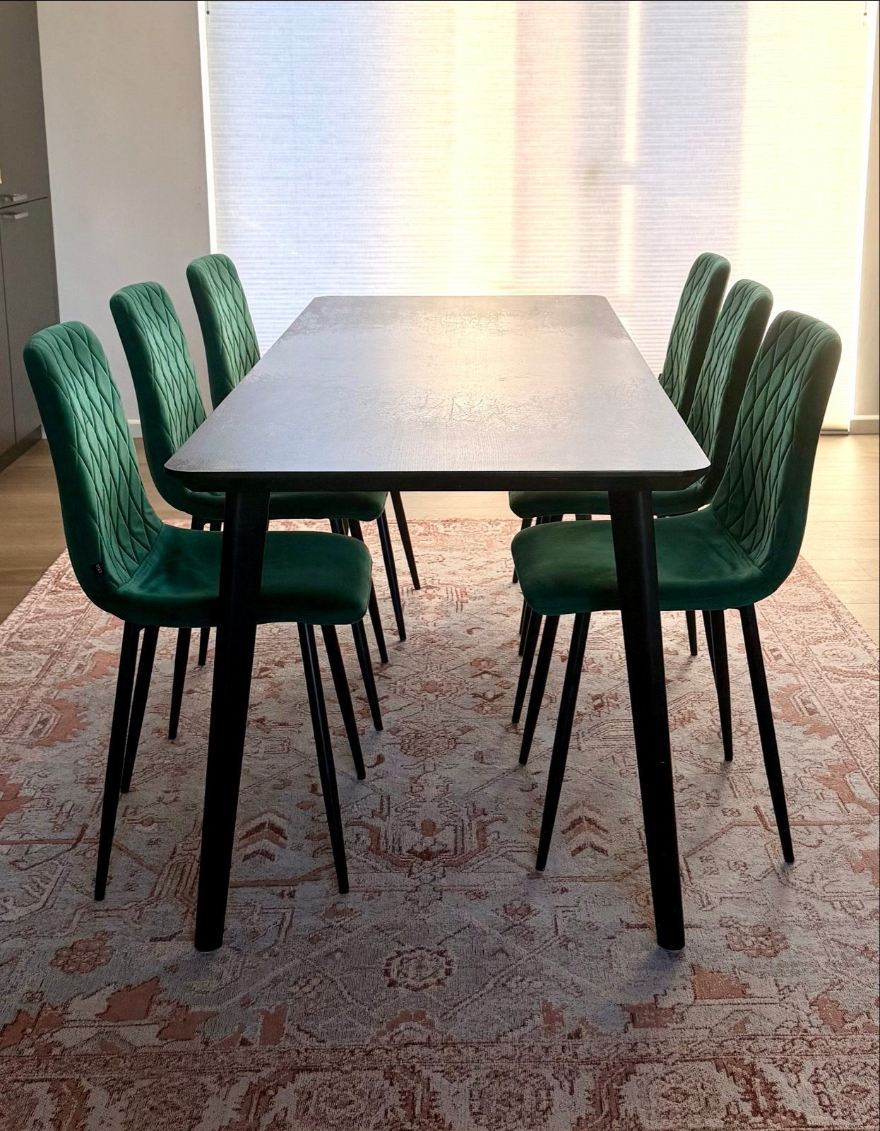 IKEA Eettafel zwart met 6 groene velvet stoelen, Gebruikt, 200 cm of meer, Vijf personen of meer, Rechthoekig