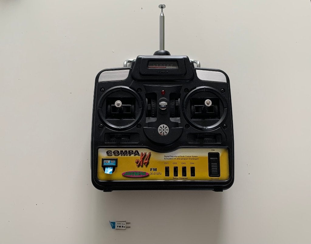 Compa X4 40.695mhz zender voor onderdelen rc helicopter