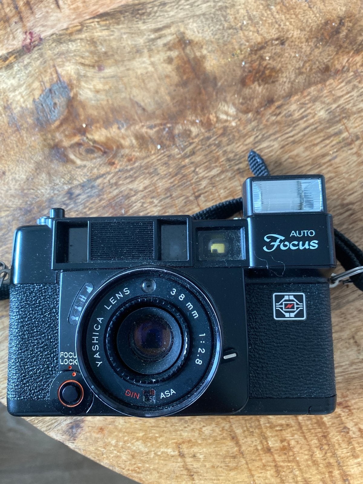 Yashica Auto Focus Compact Camera - Vintage Analoog, Ophalen of Verzenden, Gebruikt, Compact, Overige Merken