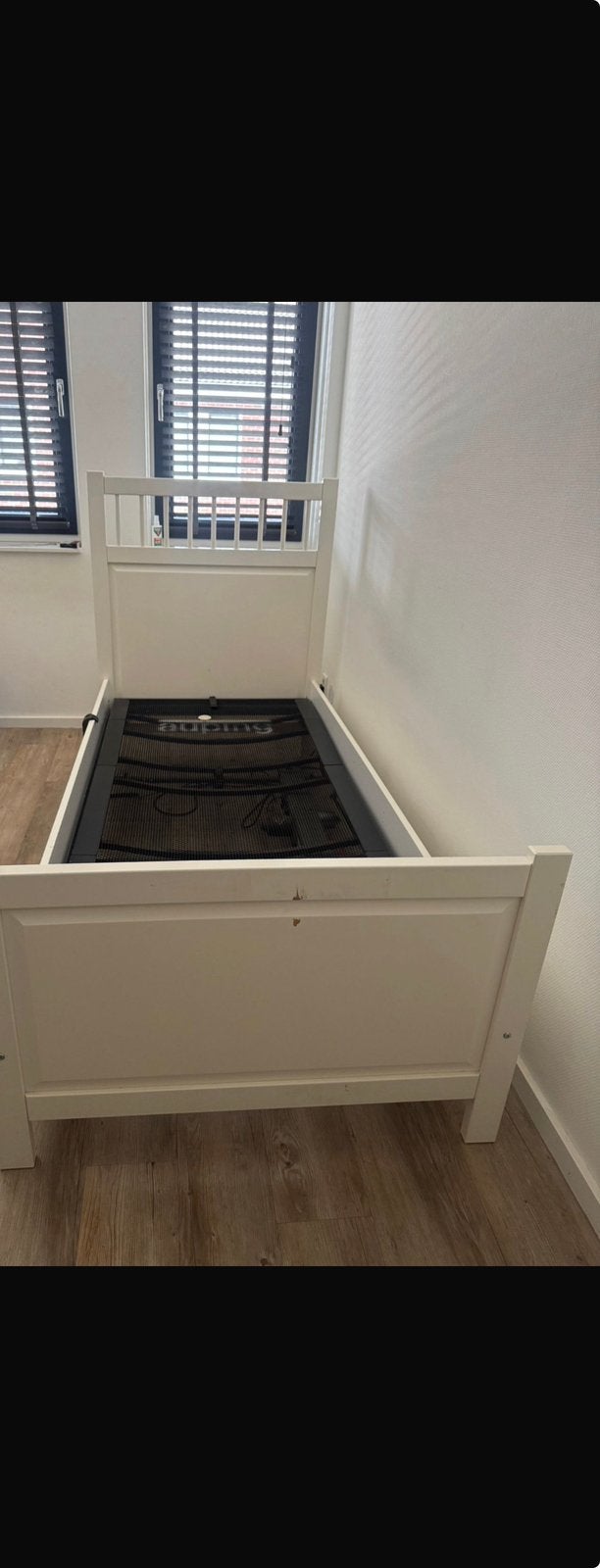 Bedden prijs in overleg, Huis en Inrichting, Slaapkamer | Bedden, Nieuw, Eenpersoons, 90 cm, Hout, Verstelbaar, Ophalen