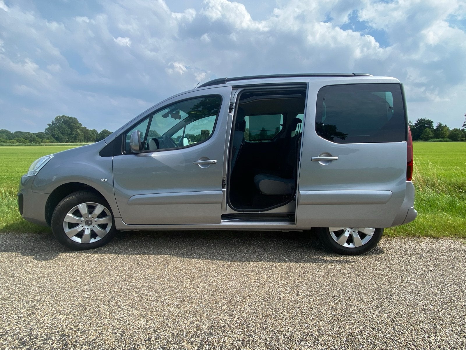Citroën Berlingo 1.2 LPG Puretech 110pk S&S 2018 Grijs, Voorwielaandrijving, 1295 kg, 1199 cc, Berlingo