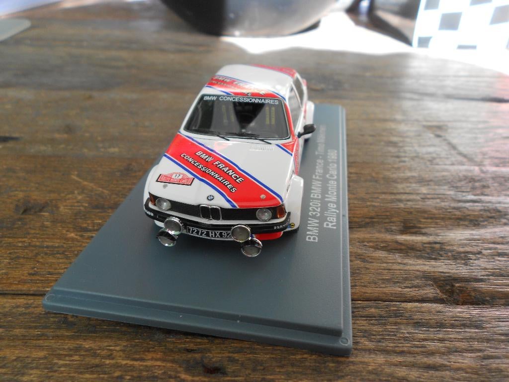 Bmw France 320i                 Neo, Hobby en Vrije tijd, Modelauto's | 1:43, Ophalen of Verzenden, Nieuw, Auto, Overige merken