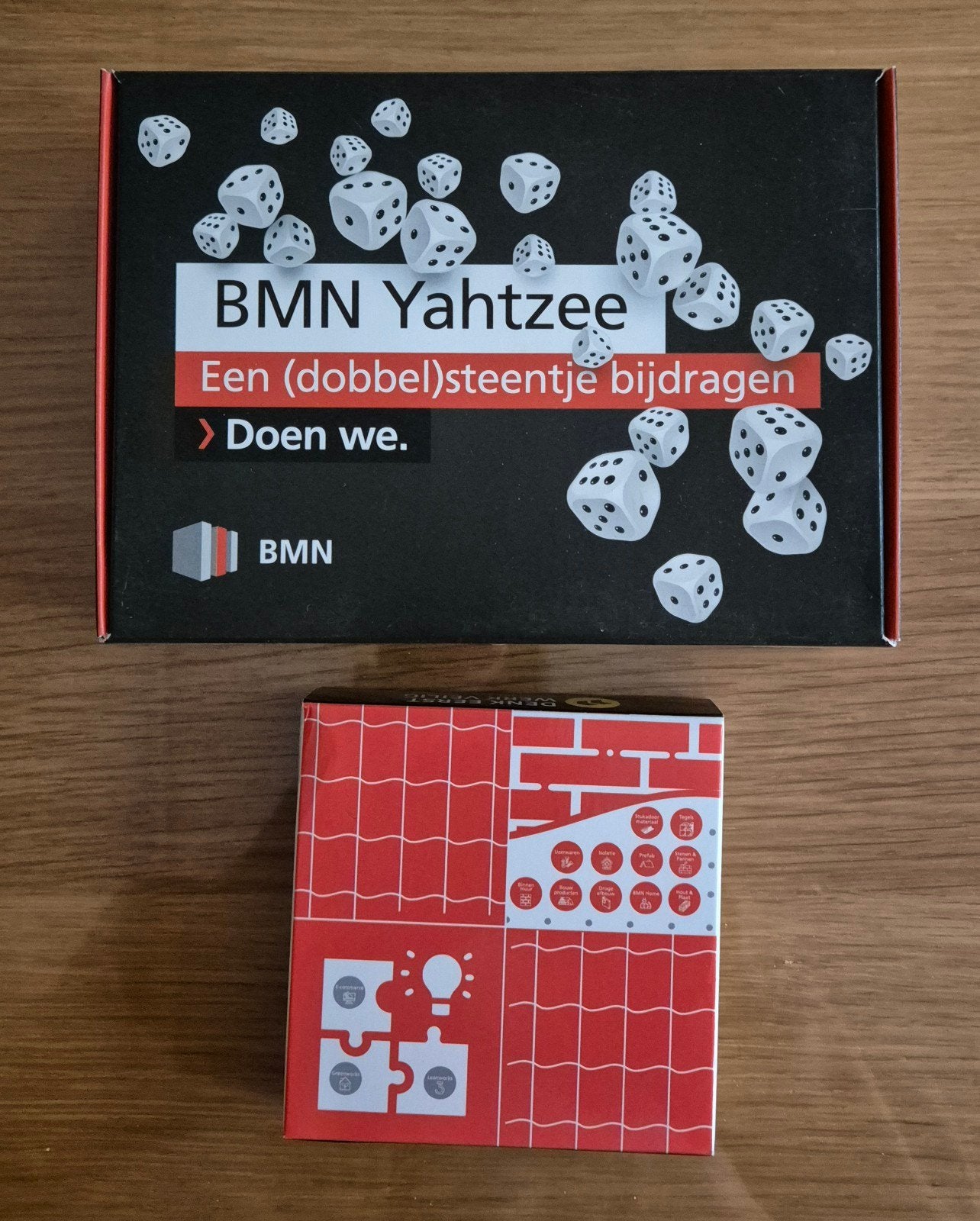 BMN Bouwmaterialen Yahtzee dobbelspel en Dobble- Nieuw, Een of twee spelers, Ophalen of Verzenden, Nieuw, BMN