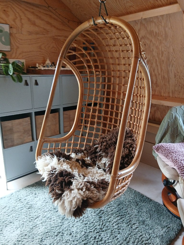 Hangstoel, Ophalen, Bruin, Riet of Rotan, Zo goed als nieuw