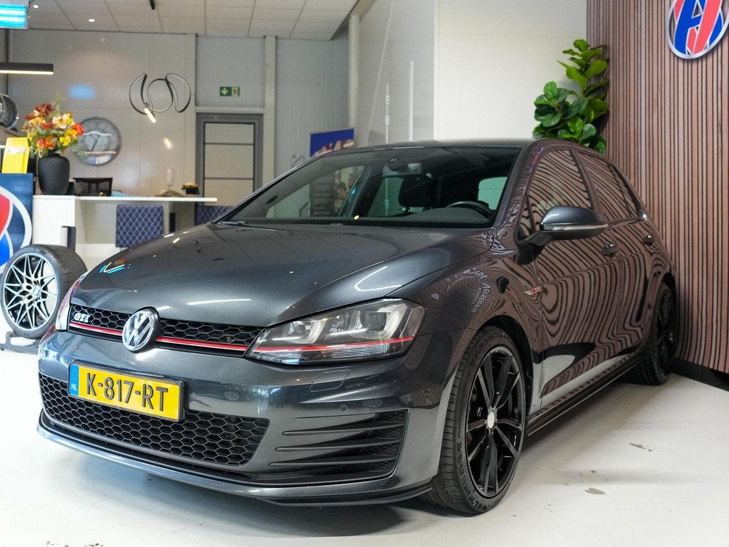 Volkswagen Golf 2.0 TSI GTI, Auto's, Stof, Gebruikt, Euro 6, 4 cilinders