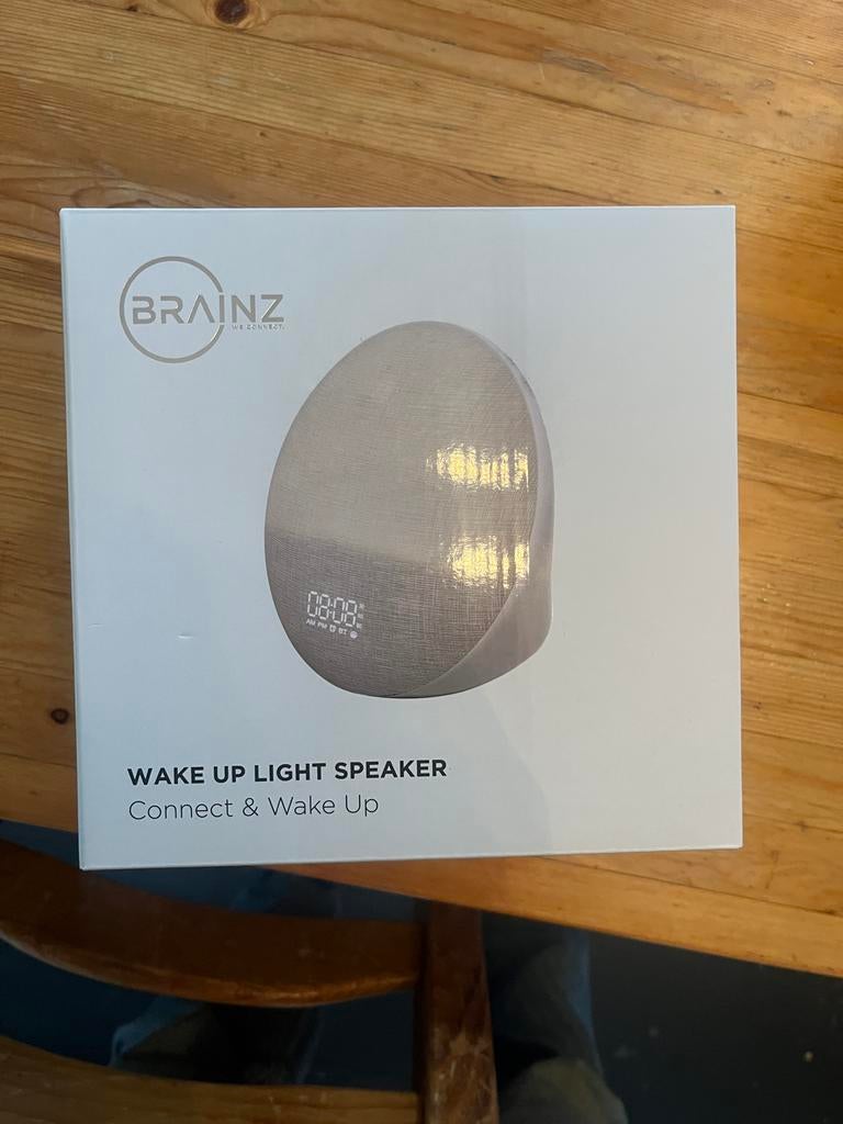 Brainz Wake Up Light Speaker - Wekker met Licht en Geluid, Ophalen of Verzenden, Nieuw, Digitaal