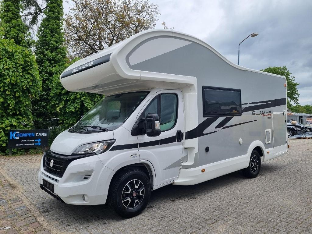 MC Louis Glamys 320 5 Personen Airco Standairco Etc Etc, Caravans en Kamperen, Campers, Fiat, Bedrijf, Luifel, Half-integraal