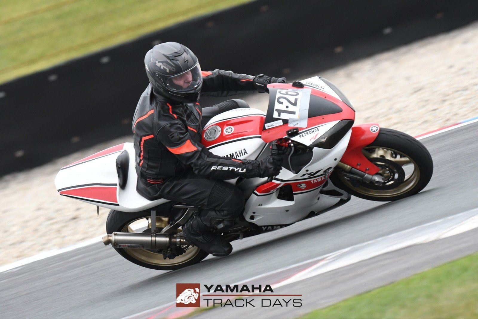 te koop Yamaha R1 uit 2000., LED Verlichting, 4 cilinders, Gebruikt, Super Sport