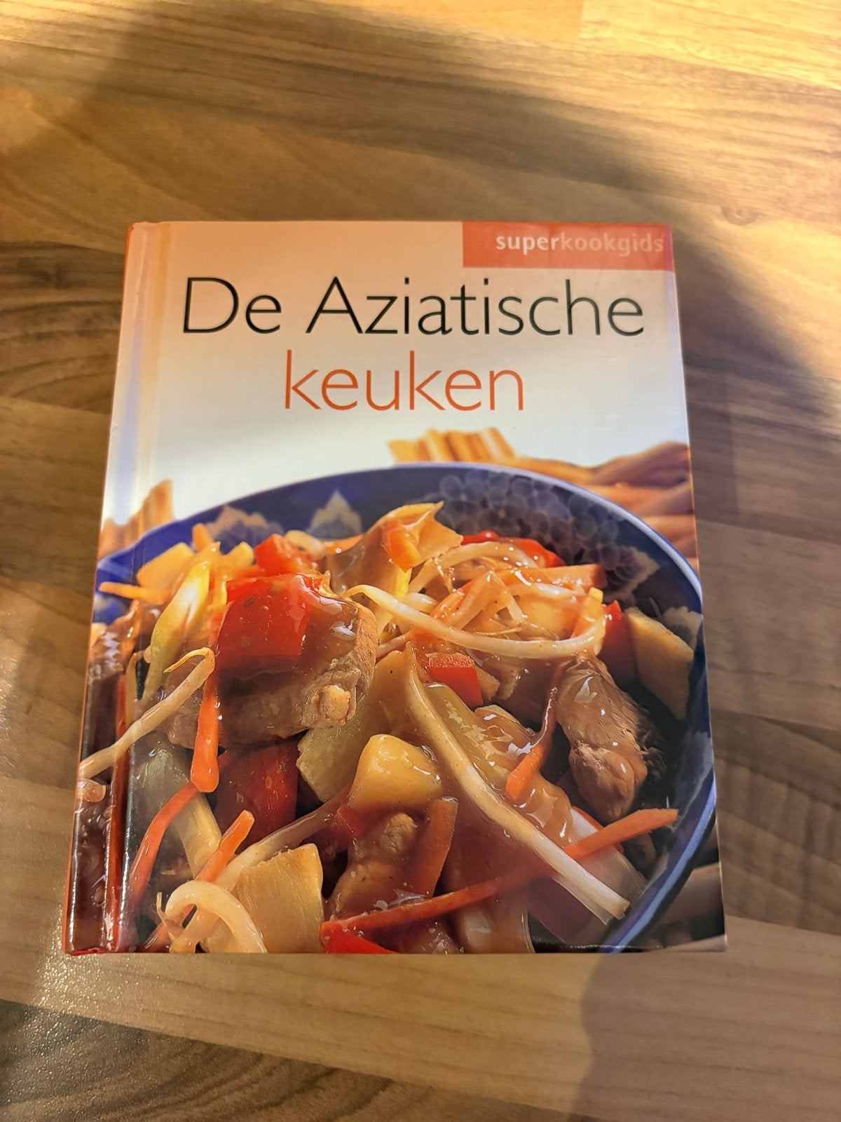Kookboeken: Aziatisch, Mediterraan, Vegan en meer!, Boeken, Kookboeken, Gelezen, Azië en Oosters, Voorgerechten en Soepen, Ophalen of Verzenden