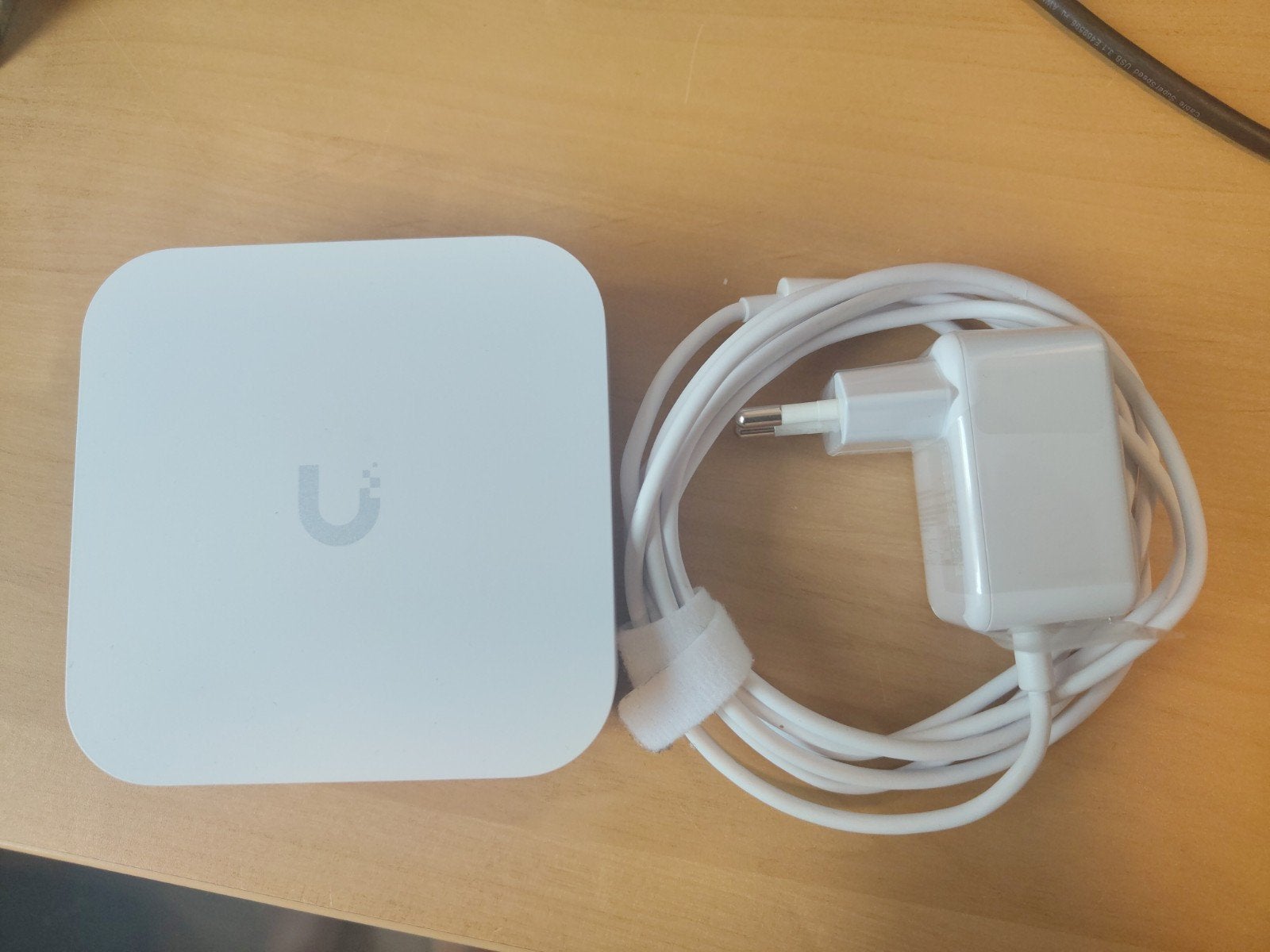 Ubiquiti UniFi Express router, Ophalen of Verzenden, Zo goed als nieuw, Router, Ubiquiti