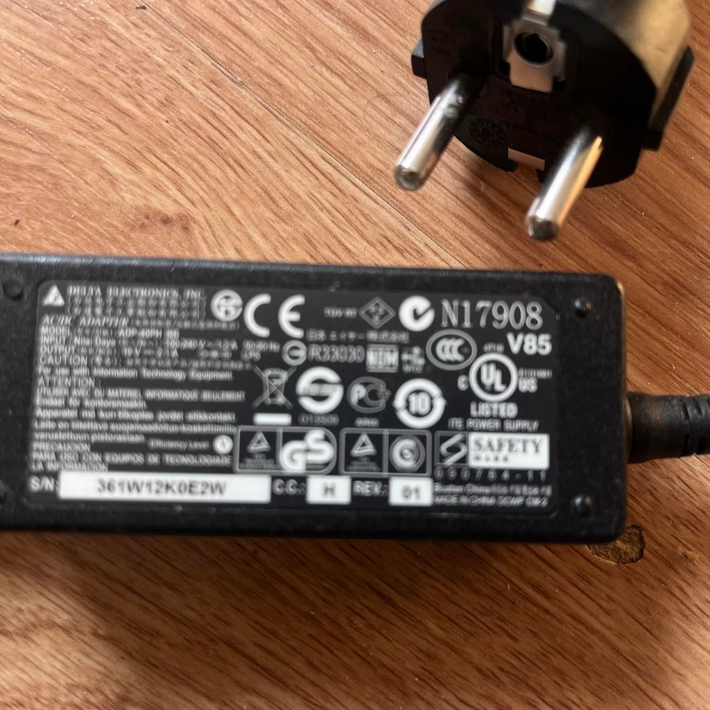 Lenovo Adapter Oplader ADP-40HH ook van hp en universele, Ophalen of Verzenden, Zo goed als nieuw