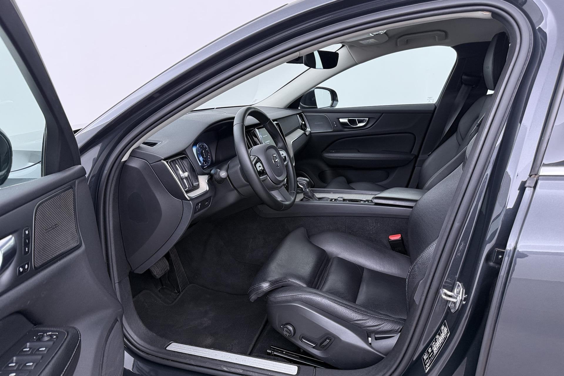 Volvo V60 2.0 T4 Inscription | ACC | Harman/Kardon | Camera, Auto's, 15 km/l, Euro 6, 1969 cc, 1603 kg