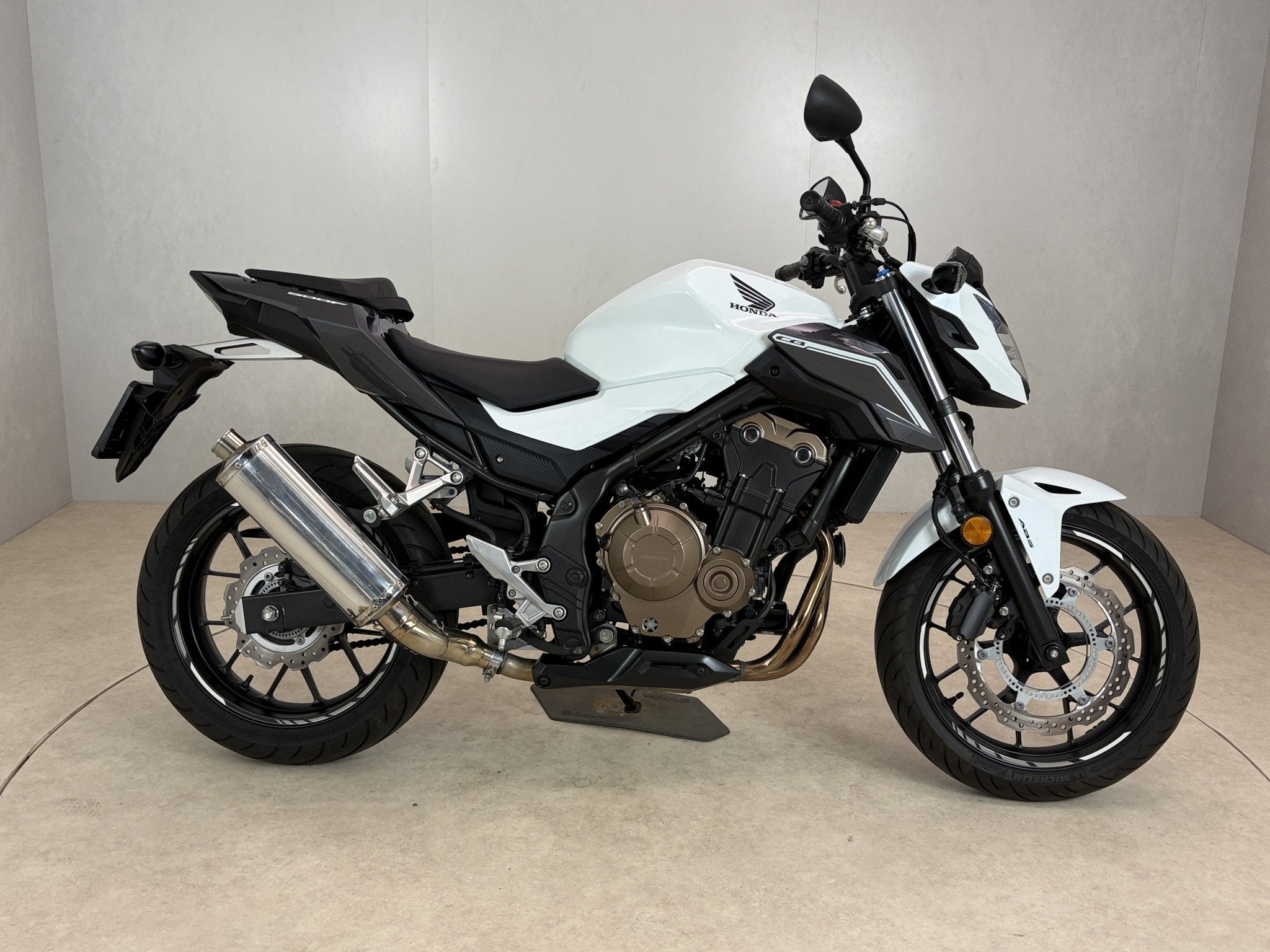 Honda CB 500 F ABS (bj 2017), Cco@honda-eu.com, Stroombaan 4
1181 VX  Amstelveen, Honda Motor Europe Ltd, Bedrijf