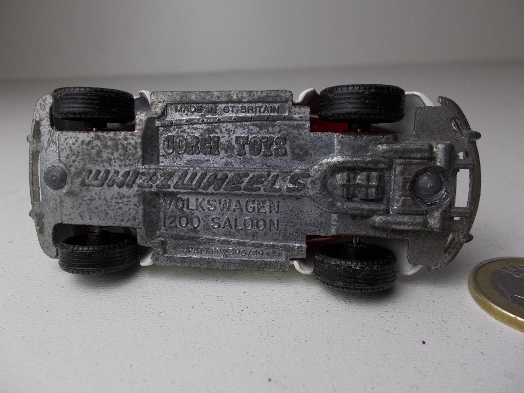 1970 Corgi Toys 373 VOLKSWAGEN 1200 SALOON "POLICE" I.g.st., Ophalen of Verzenden, Zo goed als nieuw, Auto, Corgi