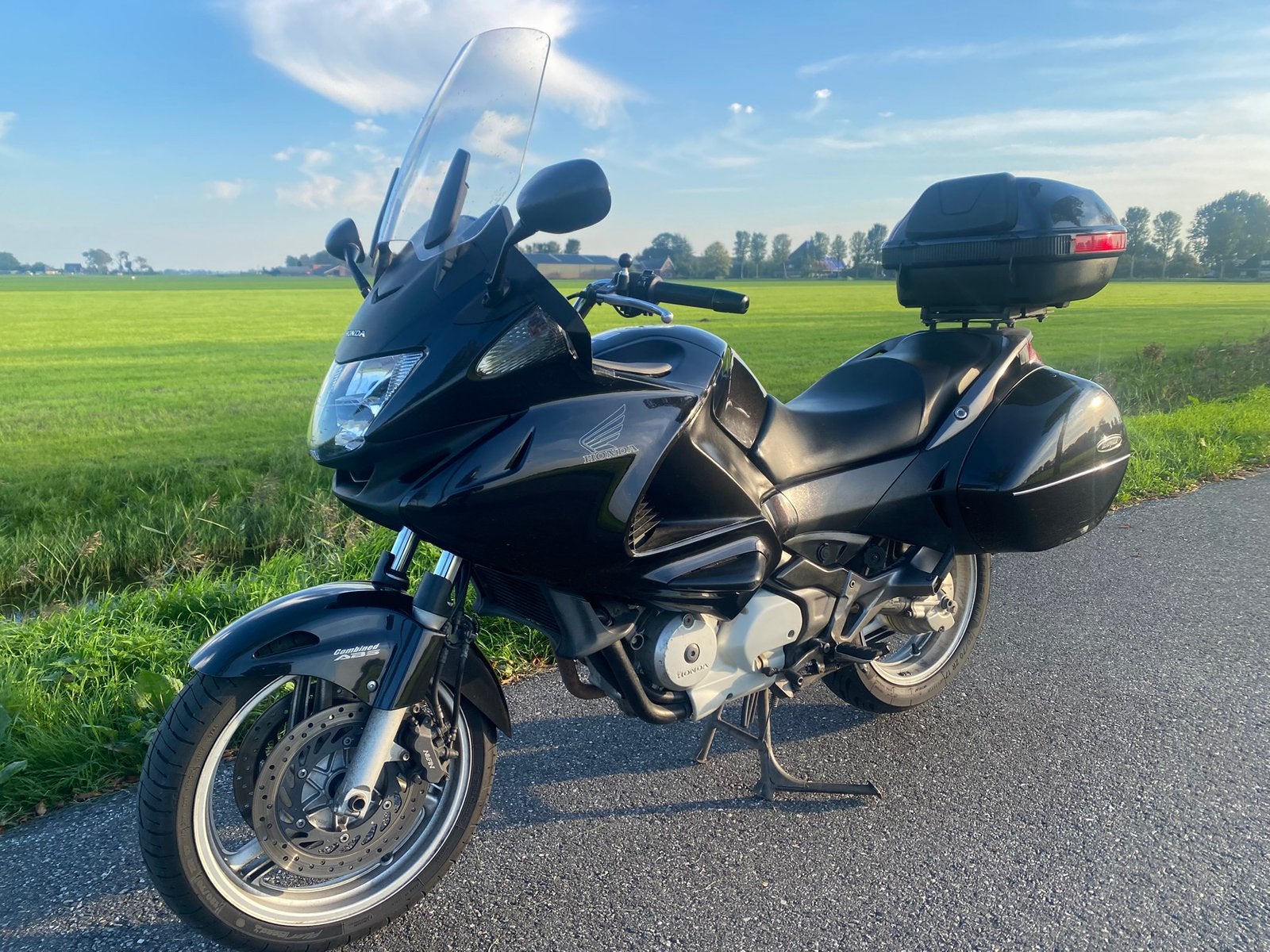 Honda deauville 700 ABS toermotor nt700 , inruil mogelijk, Particulier, Toermotor