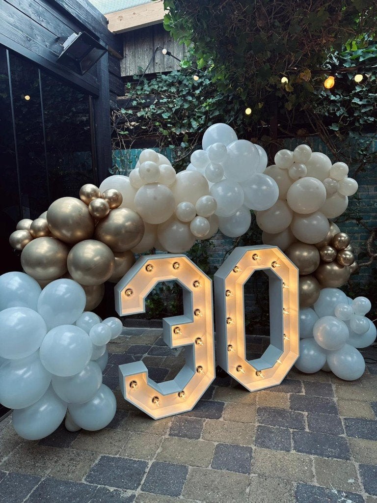 XL LED licht cijfers 30 te huur | Feest | Styling, Ophalen, Nieuw, Verjaardag