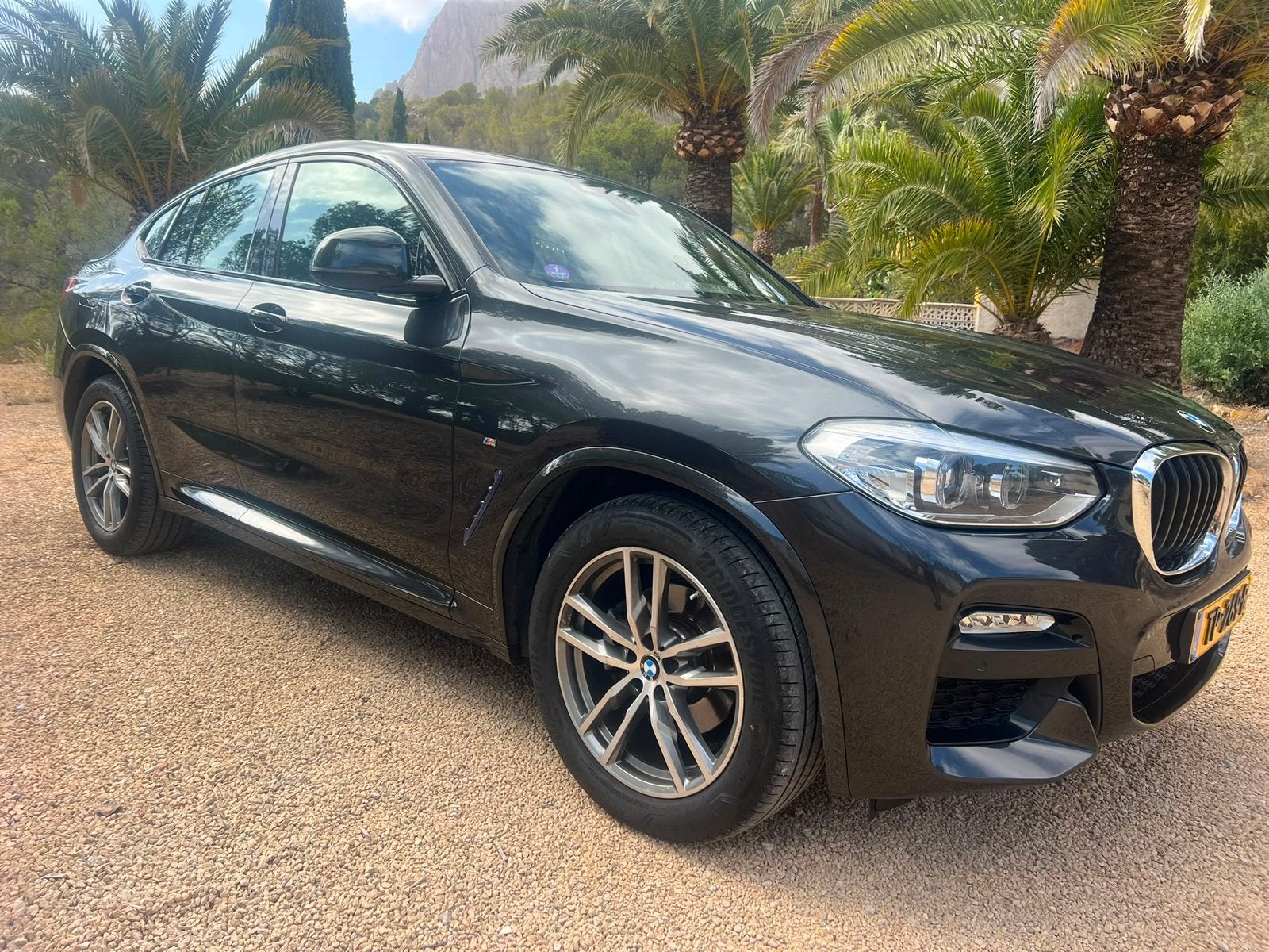 BMW X4 Xdrive20i 184pk Aut 2018 Grijs, Auto's, BMW, 1998 cc, Zwart, 4 cilinders, 2000 kg