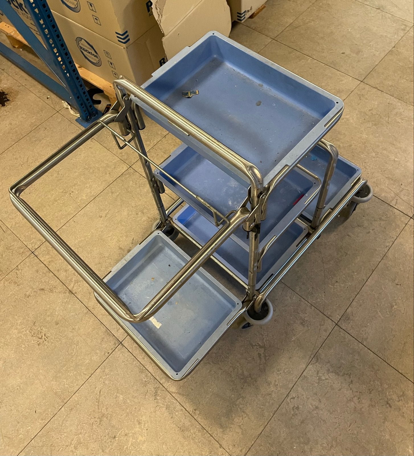 RVS werkwagen (schoonmaak) met 3 blauwe bakken, Ophalen, Overige typen
