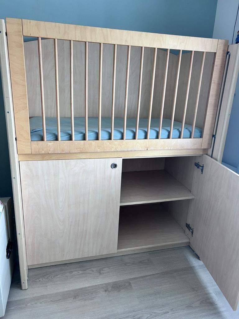 Ledikant op hoogte - hoogslaper ledikant - babybed, Kinderen en Baby's, Ophalen, Gebruikt, Ledikant