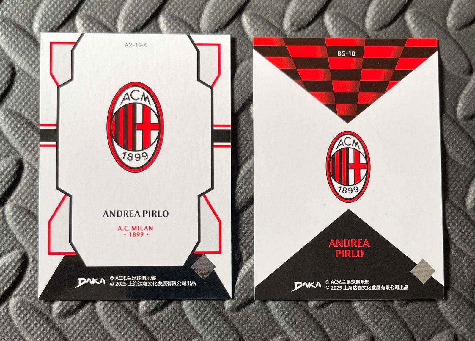 2025 DAKA AC Milan Andrea Pirlo 2 Kaarten Set, Ophalen of Verzenden, Nieuw, Buitenlandse clubs, Poster, Plaatje of Sticker