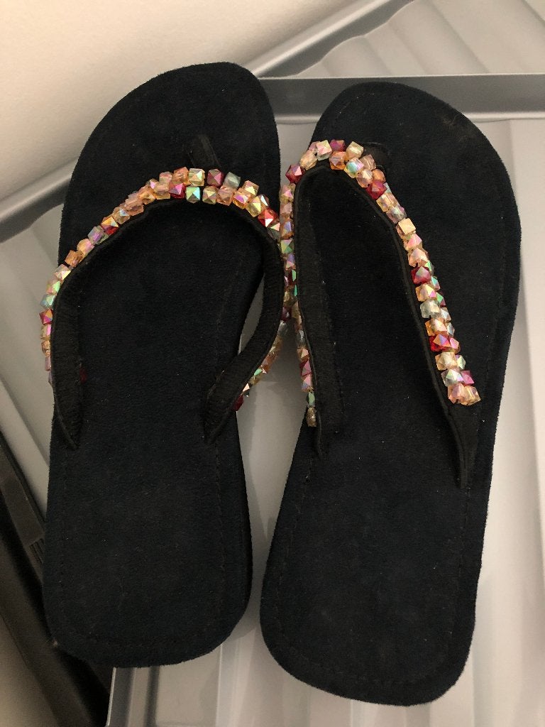 Mooie dames slippers Nieuw!, Kleding | Dames, Schoenen, Zwart, Nieuw, Ophalen, Slippers