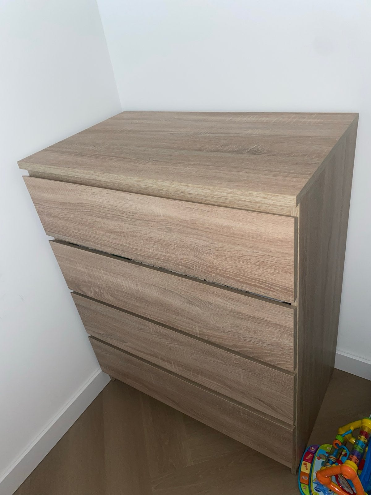 Ladekast LIMFJORDEN 4 laden licht eiken kleur, Huis en Inrichting, Ophalen, 100 tot 150 cm, 50 tot 100 cm, Zo goed als nieuw