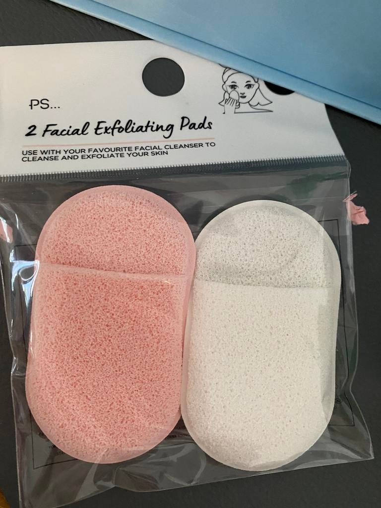 Nieuw 2 gezicht reiniger sponsen pads exfoliating pads cle, Ophalen of Verzenden, Nieuw, Gehele gezicht, Toebehoren