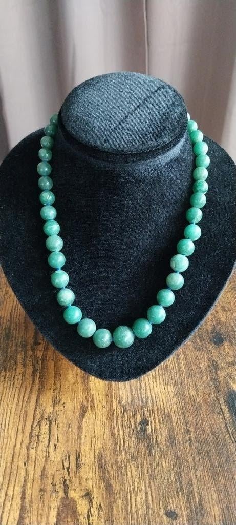 Ketting met echte Jade kralen en zilver slot, Sieraden, Tassen en Uiterlijk, Kettingen, Ophalen, Zo goed als nieuw, Groen, Zilver