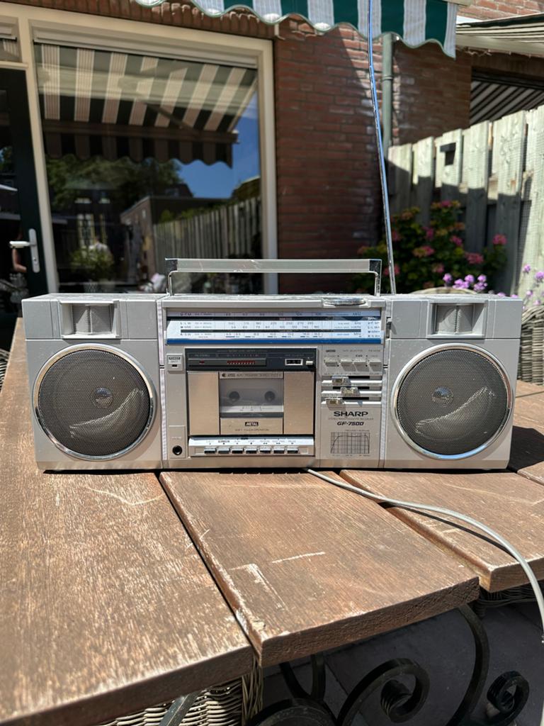 Sharp GF-7500 Boombox met Cassettedeck en Radio, Ophalen, Gebruikt, Radio