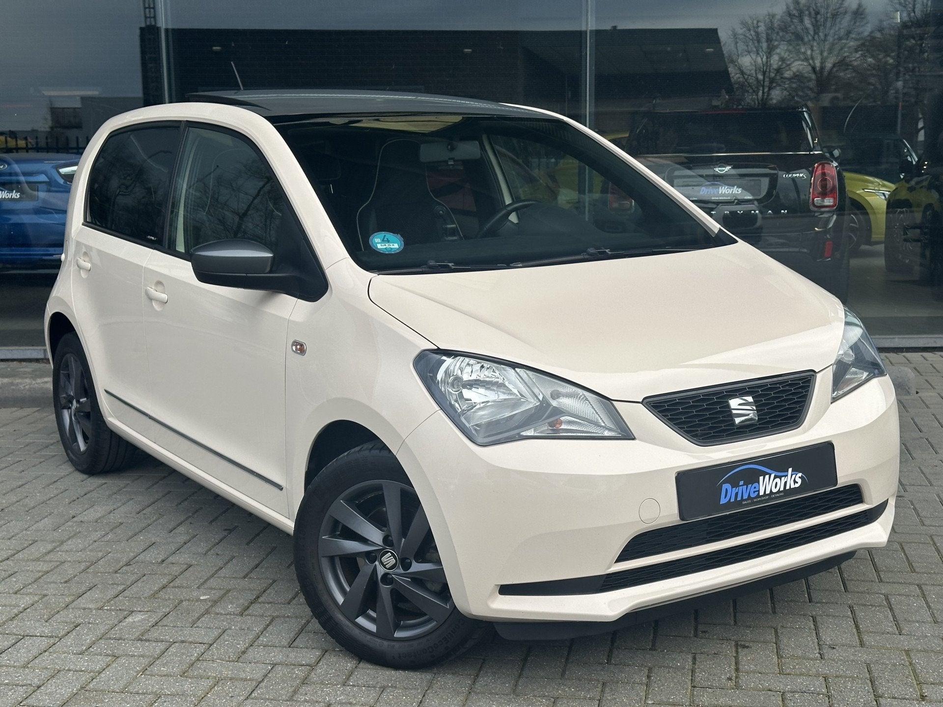 SEAT Mii 1.0 Mii by Mango | Alcantara | Panorama | Leer | In, Auto's, Seat, Voorwielaandrijving, Euro 5, Gebruikt, Met garantie (alle)