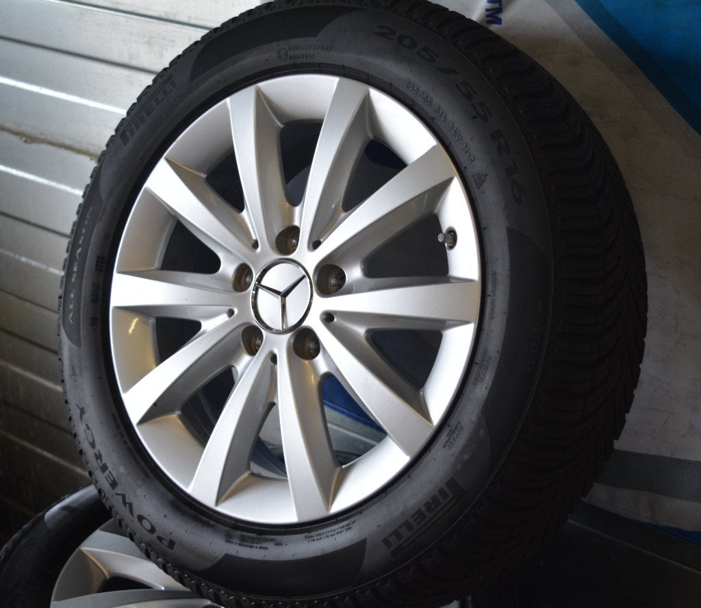 Originele "16" velgenset Mercedes A/B/Cla W176 met AllSeason, Auto-onderdelen, Banden en Velgen, Ophalen, Gebruikt, 16 inch, Banden en Velgen