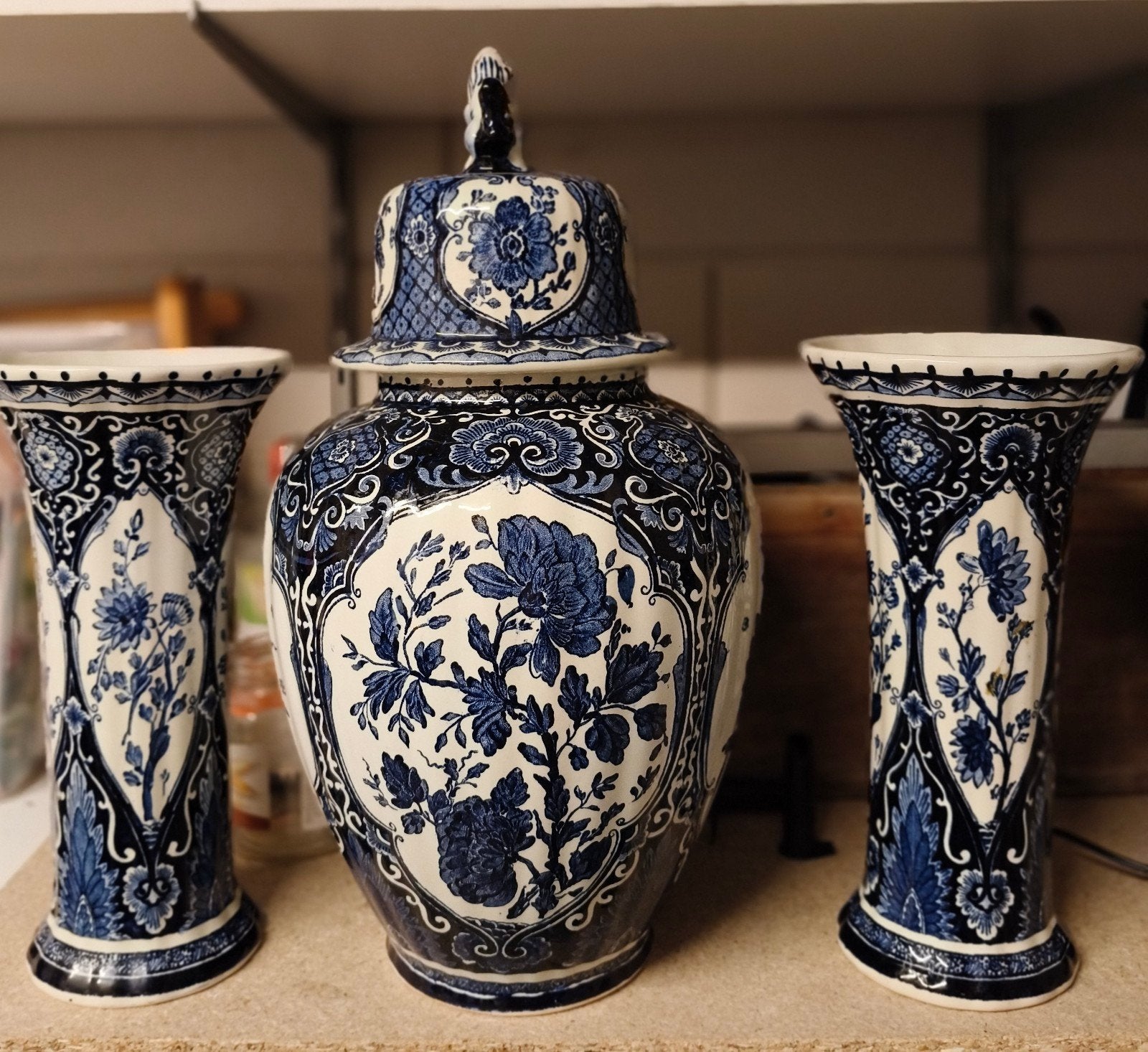 Prachtige Delfts blauw kaststel., Antiek en Kunst, Ophalen of Verzenden